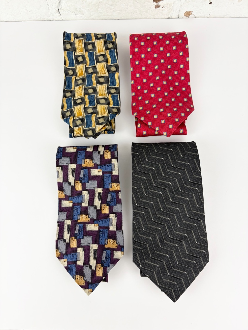 Ferrell Reed for Von Maur Set of 4 Hand Sewn 100% Silk Neck Tie Vintage